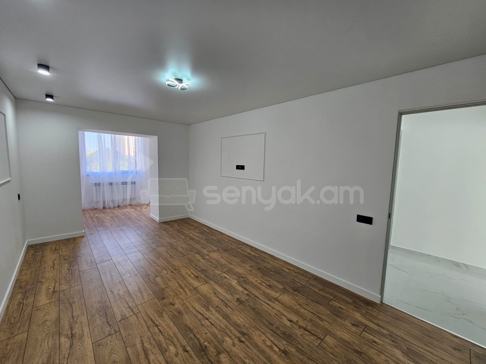 3 Սենյականոց Բնակարան Քարե Շենքում, 78քմ, 3/4 հարկ, Կապիտալ Վերանորոգված