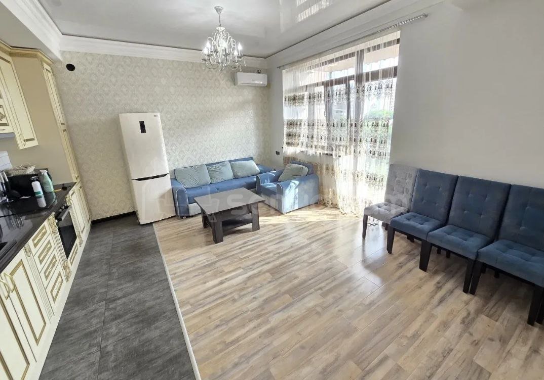 3 Սենյականոց Բնակարան Քարե Շենքում, 95քմ, 4/5 հարկ, Դիզայներական Վերանորոգված, Կահավորված, Արևկող