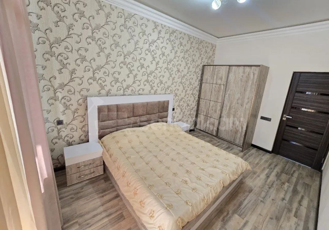 3 Սենյականոց Բնակարան Քարե Շենքում, 95քմ, 4/5 հարկ, Դիզայներական Վերանորոգված, Կահավորված, Արևկող