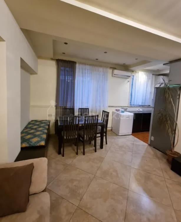 3 Սենյականոց Բնակարան, 78քմ, 2/10 հարկ, Կապիտալ Վերանորոգված, Կահավորված, Արևկող