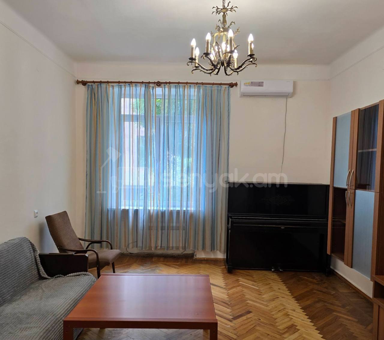 2 Սենյականոց Բնակարան Քարե Շենքում, 50քմ, 2/5 հարկ, Նորմալ Վիճակում, Կահավորված, Արևկող