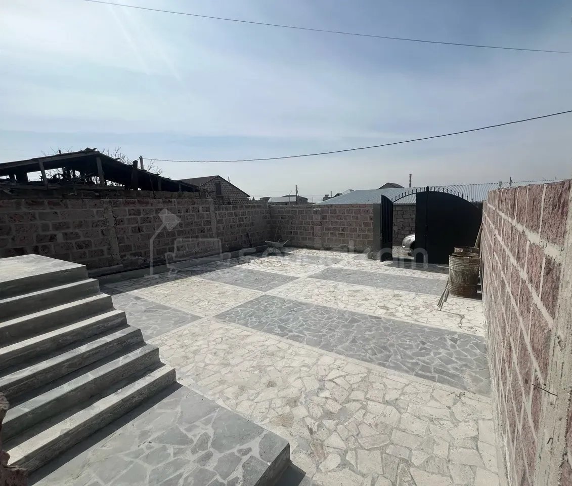 5 Սենյականոց Սեփական Տուն, 165քմ, Ավտոտնակով