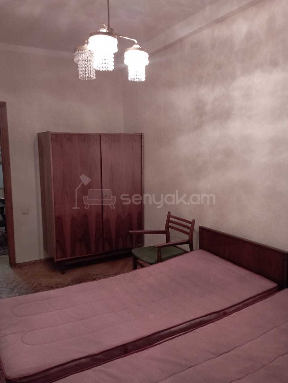 3 Սենյականոց Բնակարան, 80քմ, 5/9 հարկ, Նորմալ Վիճակում, Կահավորված, Արևկող
