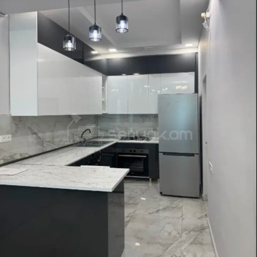 2 Սենյականոց Բնակարան, 72քմ, 13/16 հարկ, Կապիտալ Վերանորոգված, Կահավորված, Արևկող