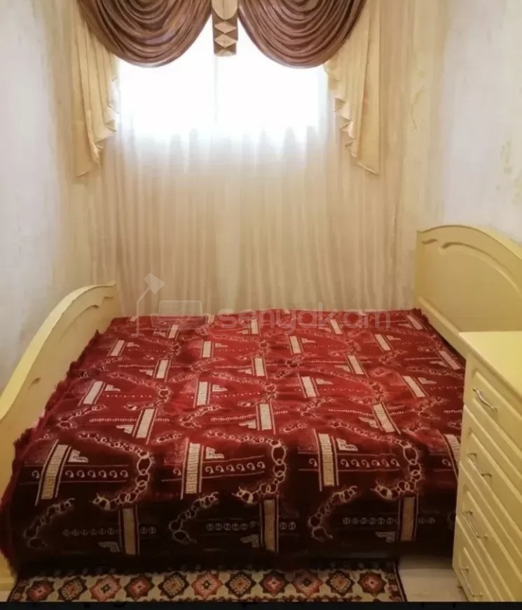 2 Սենյականոց Բնակարան Քարե Շենքում, 44քմ, 1/1 հարկ, Նորմալ Վիճակում, Կահավորված
