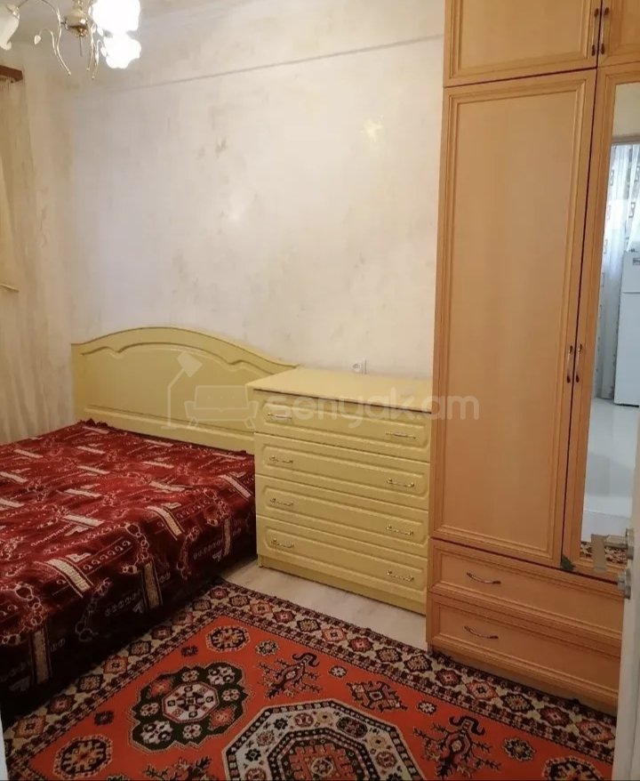 2 Սենյականոց Բնակարան Քարե Շենքում, 44քմ, 1/1 հարկ, Նորմալ Վիճակում, Կահավորված
