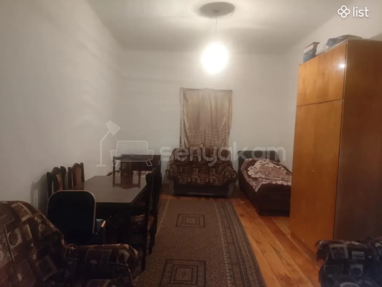 3 Սենյականոց Բնակարան Քարե Շենքում, 65քմ, 2/5 հարկ, Նորմալ Վիճակում, Կահավորված, Արևկող