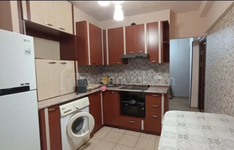 3 Սենյականոց Բնակարան, 77քմ, 5/13 հարկ, Կապիտալ Վերանորոգված, Կահավորված, Արևկող