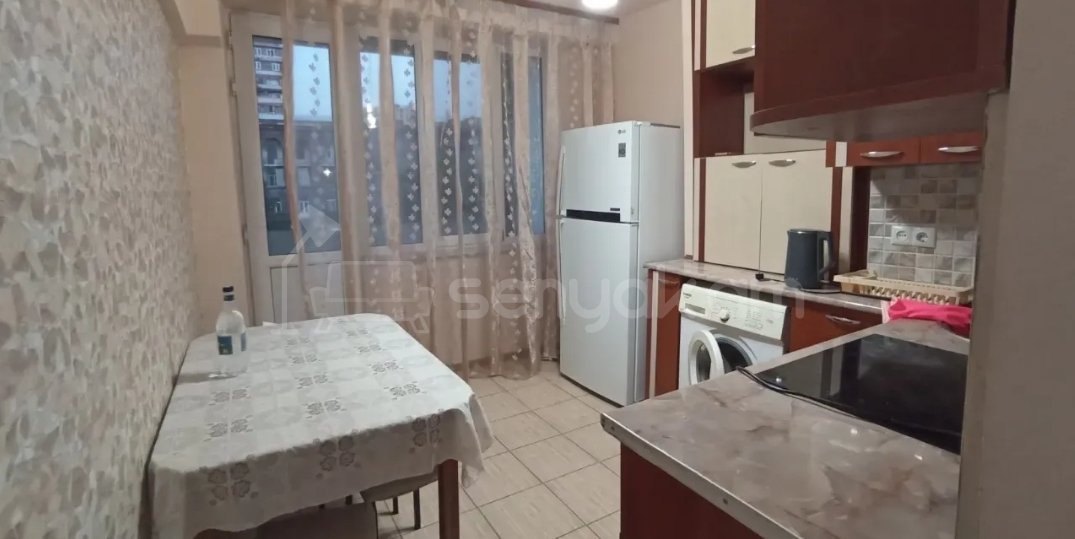 3 Սենյականոց Բնակարան, 77քմ, 5/13 հարկ, Կապիտալ Վերանորոգված, Կահավորված, Արևկող