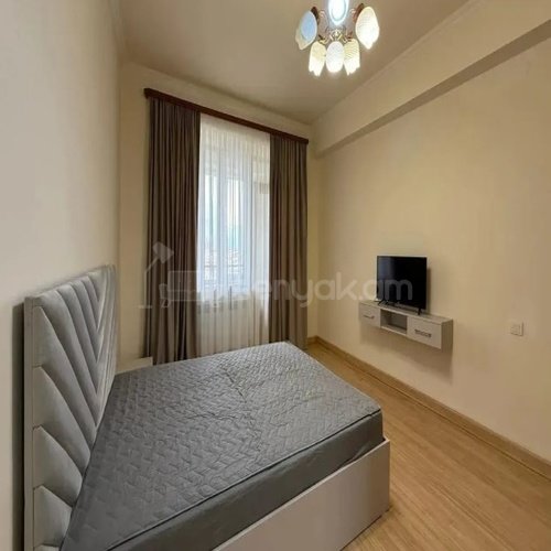 2 Սենյականոց Բնակարան, 75քմ, 12/14 հարկ, Կապիտալ Վերանորոգված, Կահավորված, Արևկող