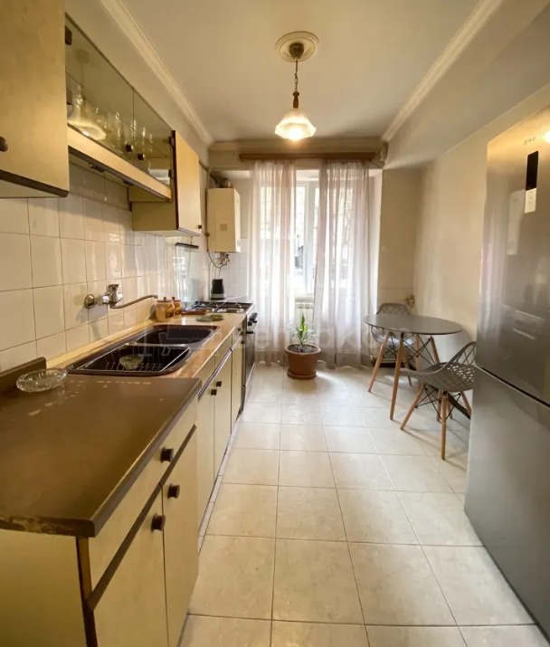 3 Սենյականոց Բնակարան, 70քմ, 1/14 հարկ, Կոսմետիկ Վերանորոգված