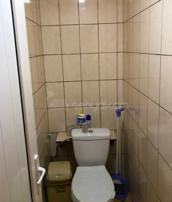 3 Սենյականոց Բնակարան, 79քմ, 2/9 հարկ, Պետական Վիճակում