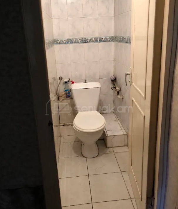3 Սենյականոց Բնակարան, 70քմ, 1/14 հարկ, Պետական Վիճակում