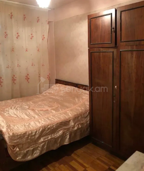 3 Սենյականոց Բնակարան, 70քմ, 1/14 հարկ, Պետական Վիճակում