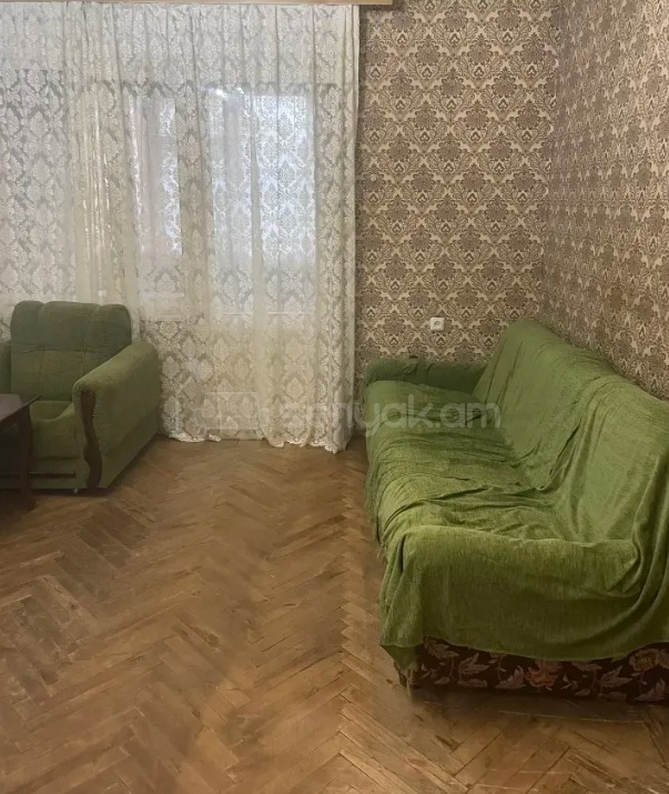 3 Սենյականոց Բնակարան, 90քմ, 2/14 հարկ, Պետական Վիճակում