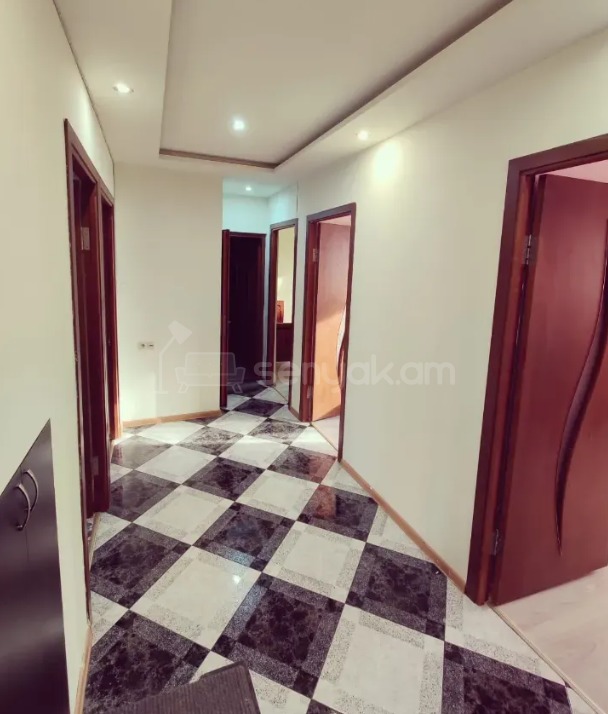 4 Սենյականոց Բնակարան, 85քմ, 4/9 հարկ, Կապիտալ Վերանորոգված
