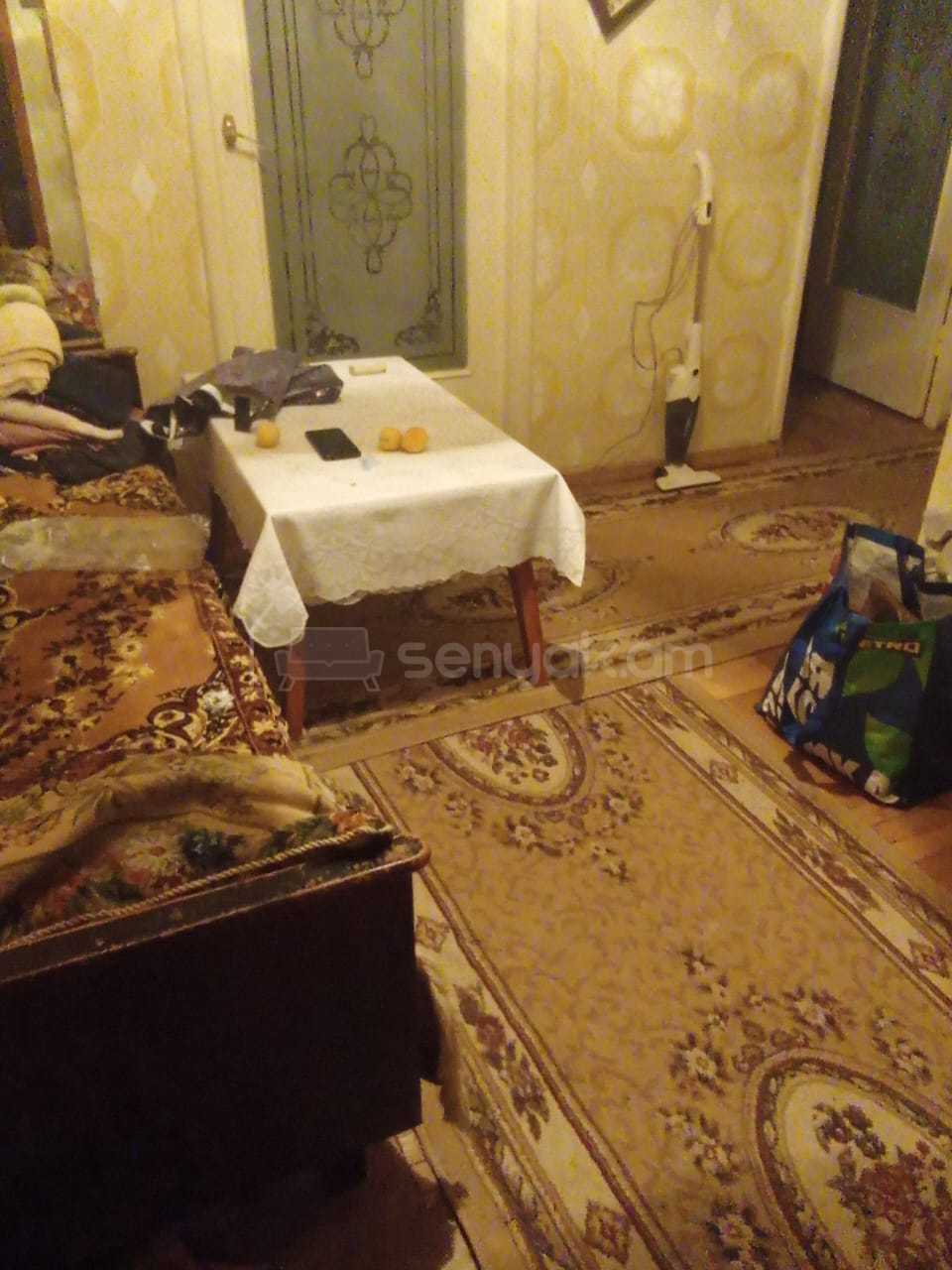 3 Սենյականոց Բնակարան Քարե Շենքում, 72քմ, 3/5 հարկ, Կոսմետիկ Վերանորոգված