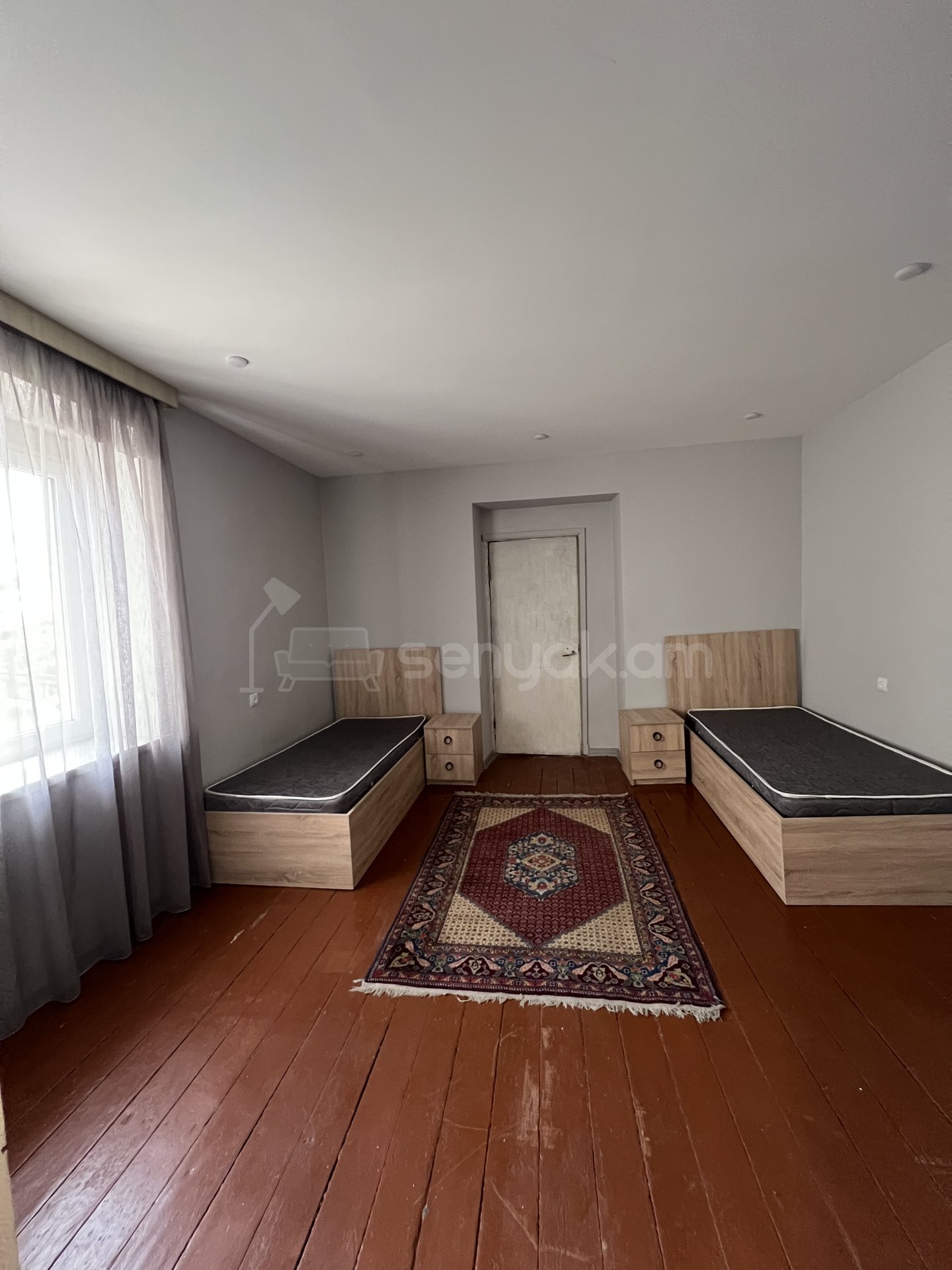 2 Սենյականոց Բնակարան Քարե Շենքում, 60քմ, 1/1 հարկ, Կոսմետիկ Վերանորոգված, Կահավորված