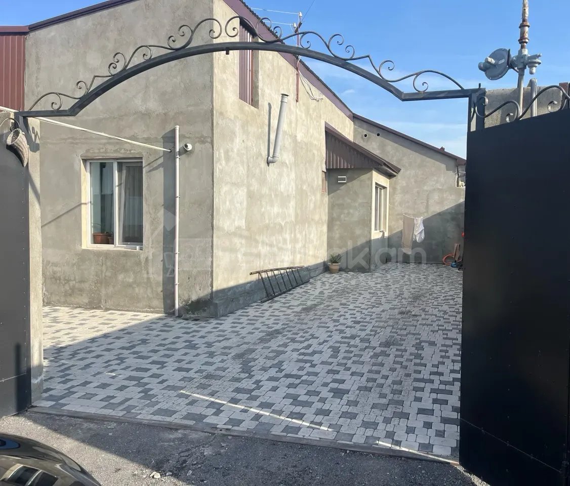 3 Սենյականոց Սեփական Տուն, 72քմ, Կապիտալ Վերանորոգված
