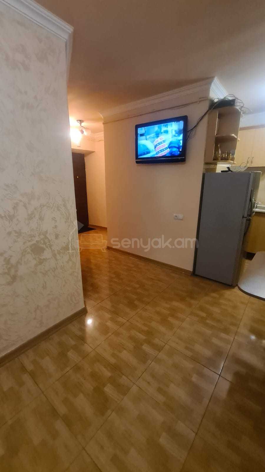 2 Սենյականոց Բնակարան, 50քմ, 3/5 հարկ, Կապիտալ Վերանորոգված