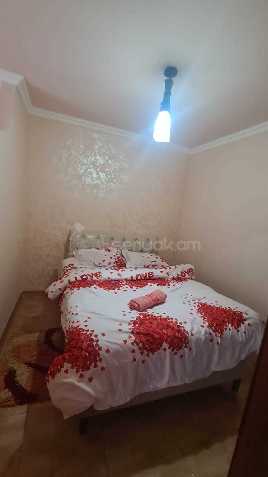 2 Սենյականոց Բնակարան, 50քմ, 3/5 հարկ, Կապիտալ Վերանորոգված