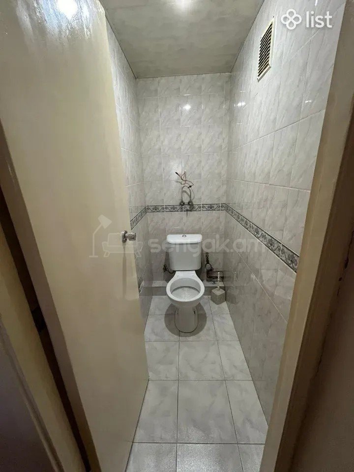 2 Սենյականոց Բնակարան, 55քմ, 3/14 հարկ, Կոսմետիկ Վերանորոգված, Մասամբ Կահավորված, Արևկող