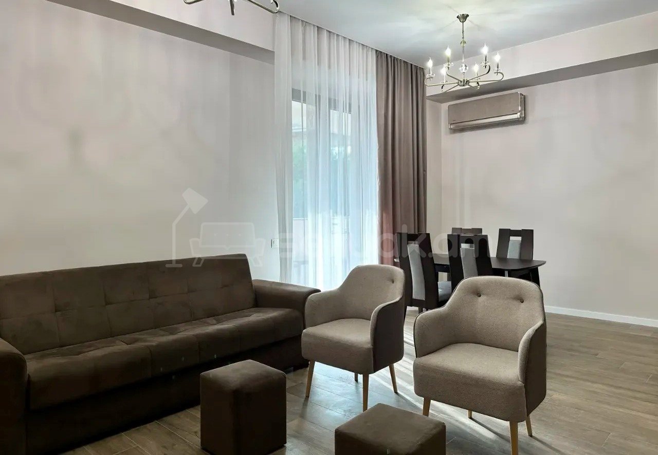 4 Սենյականոց Բնակարան Նորակառույցում, 83քմ, 2/16 հարկ, Դիզայներական Վերանորոգված