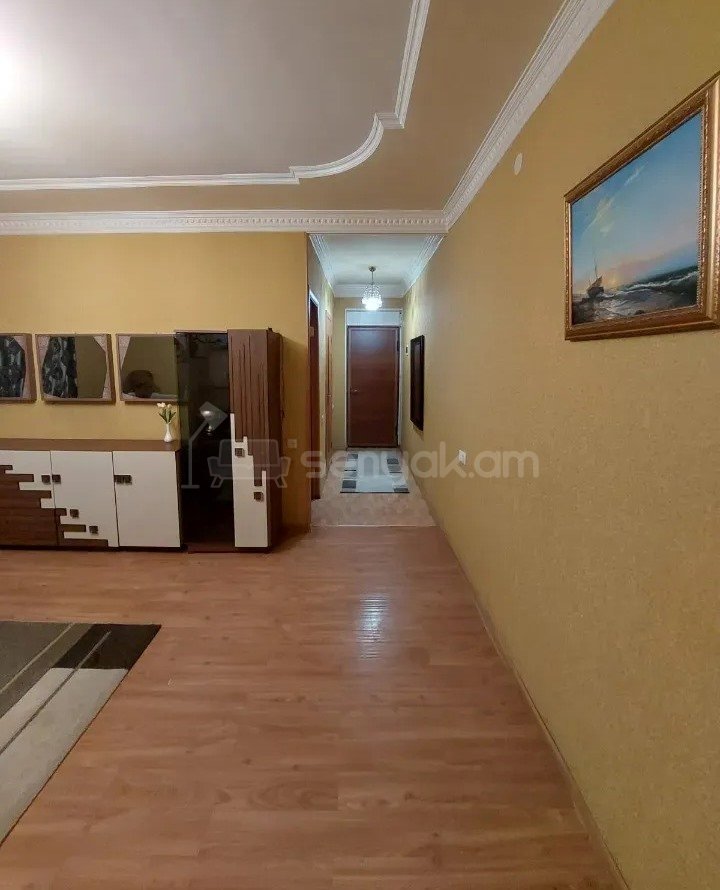 3 Սենյականոց Բնակարան Քարե Շենքում, 58քմ, 1/5 հարկ, Կոսմետիկ Վերանորոգված