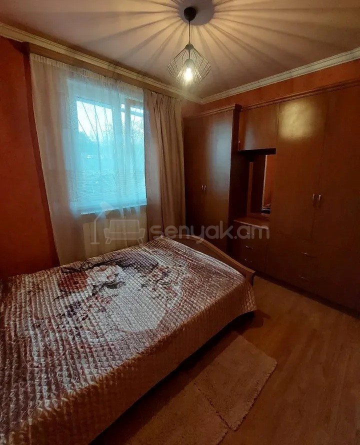 3 Սենյականոց Բնակարան Քարե Շենքում, 58քմ, 1/5 հարկ, Կոսմետիկ Վերանորոգված