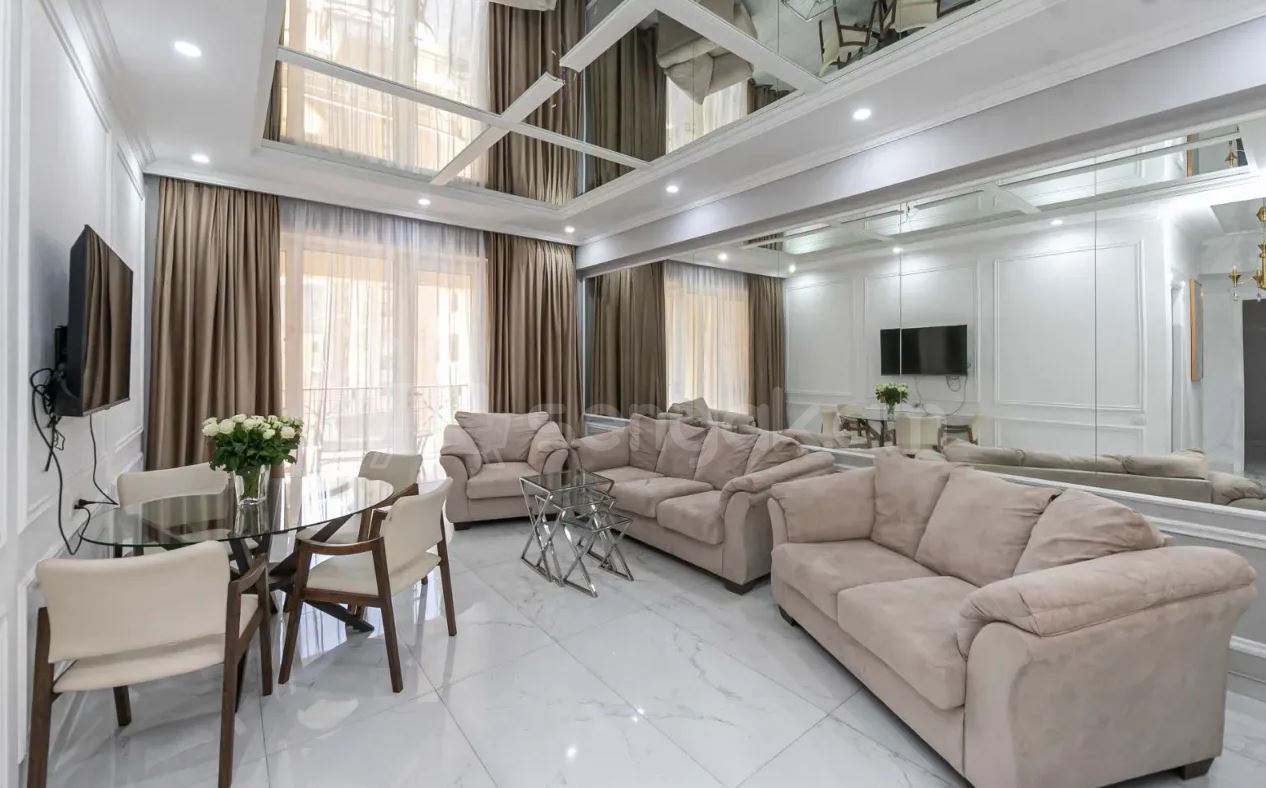 3 Սենյականոց Բնակարան Նորակառույցում, 100քմ, 12/19 հարկ, Դիզայներական Վերանորոգված