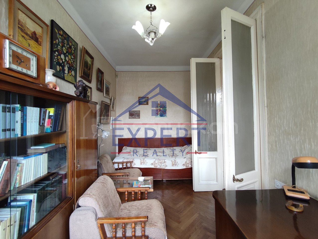 3 Սենյականոց Բնակարան Քարե Շենքում, 89քմ, 3/5 հարկ, Պետական Վիճակում