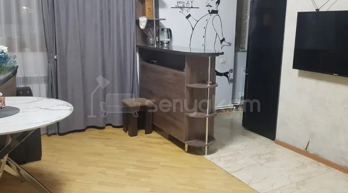 2 Սենյականոց Բնակարան Քարե Շենքում, 45քմ, 2/4 հարկ, Կապիտալ Վերանորոգված, Կահավորված