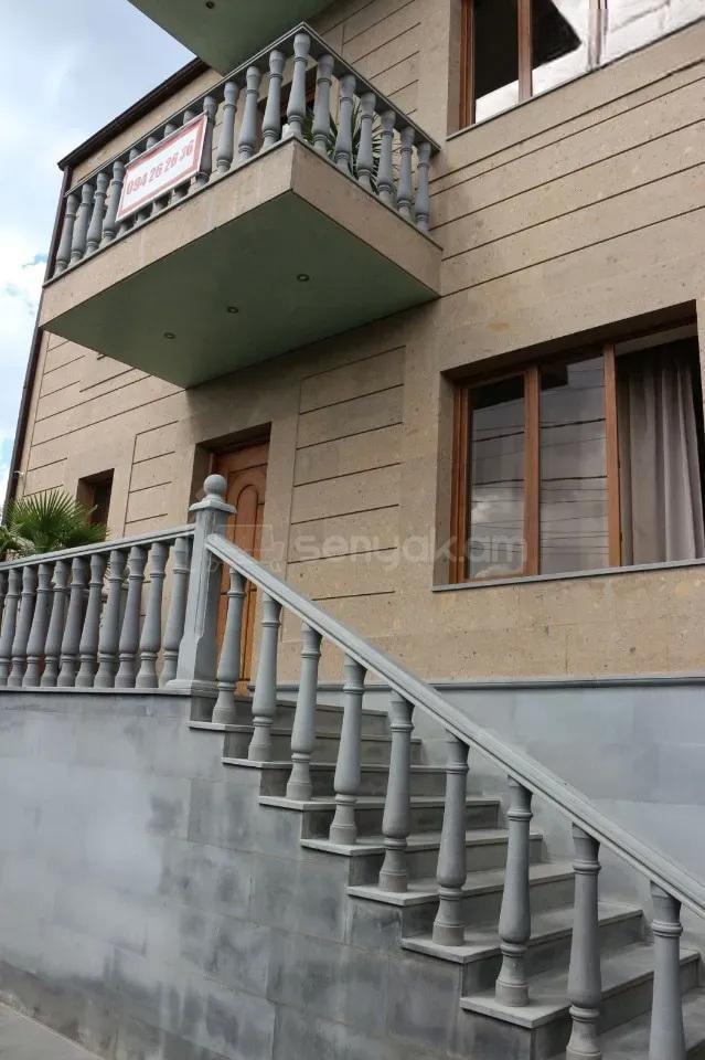 6 Սենյականոց Սեփական Տուն, 270քմ, Կապիտալ Վերանորոգված, Ավտոտնակով