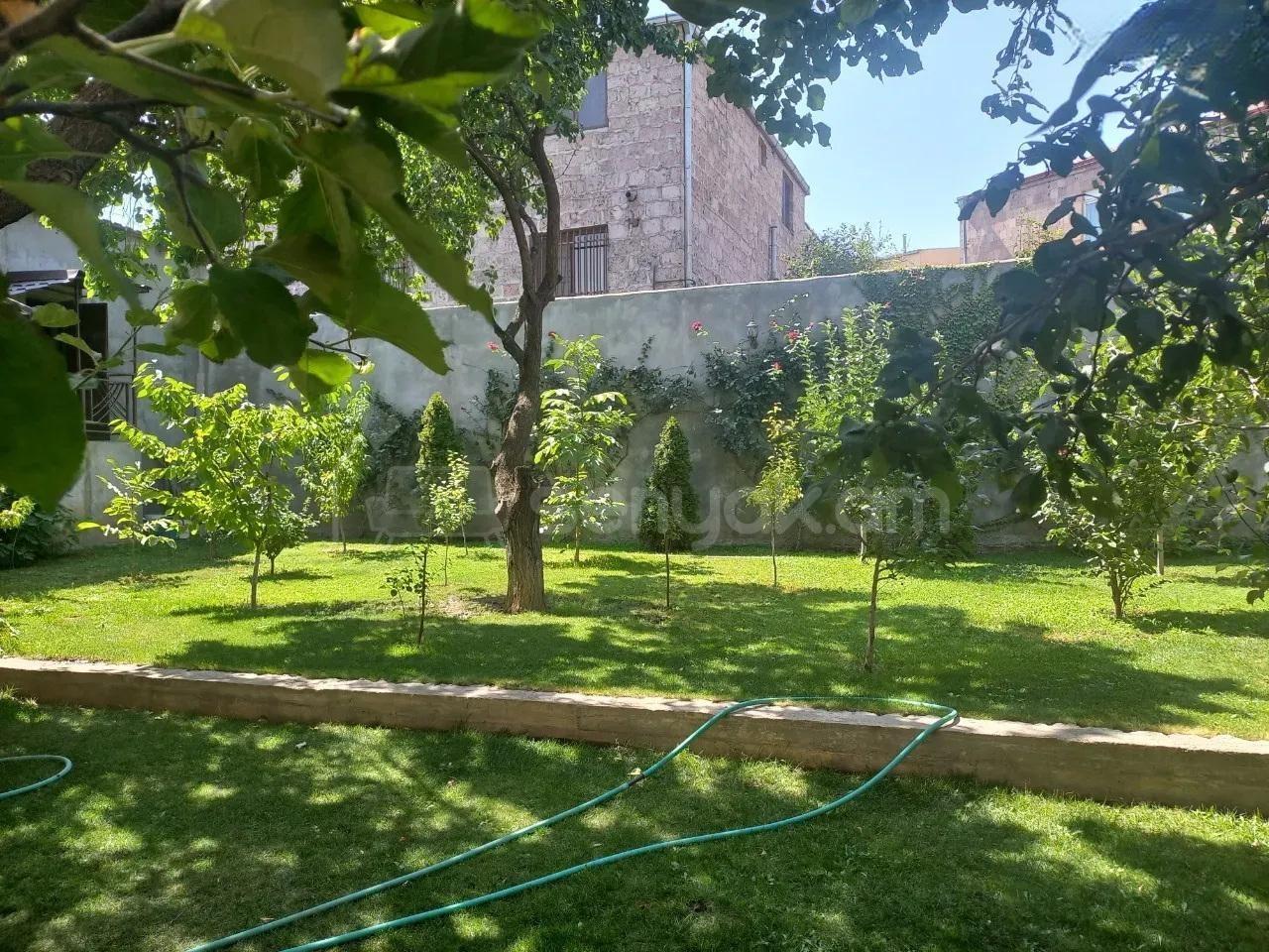 6 Սենյականոց Սեփական Տուն, 270քմ, Կապիտալ Վերանորոգված, Ավտոտնակով