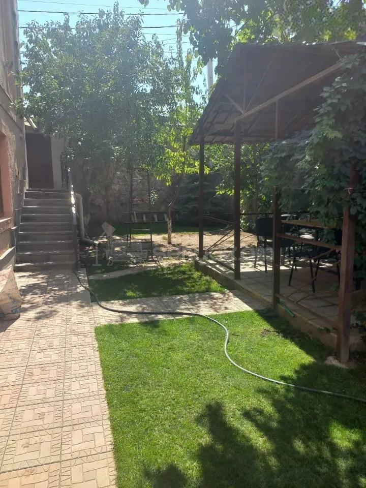 6 Սենյականոց Սեփական Տուն, 270քմ, Կապիտալ Վերանորոգված, Ավտոտնակով