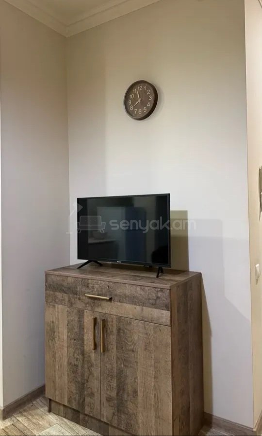 2 Սենյականոց Բնակարան Նորակառույցում, 45քմ, 3/3 հարկ, Կապիտալ Վերանորոգված, Կահավորված