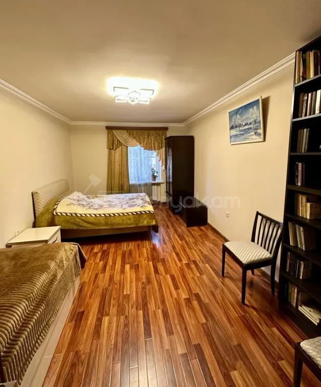3 Սենյականոց Բնակարան Քարե Շենքում, 78քմ, 4/5 հարկ, Կապիտալ Վերանորոգված, Կահավորված, Արևկող
