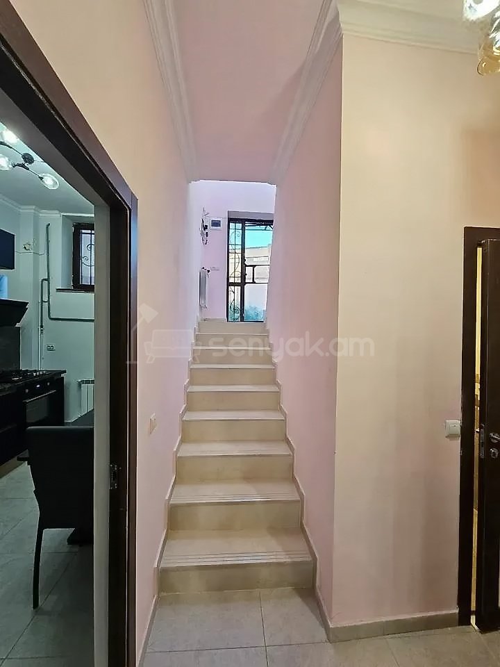 4 Սենյականոց Սեփական Տուն, 127քմ, Դիզայներական Վերանորոգված
