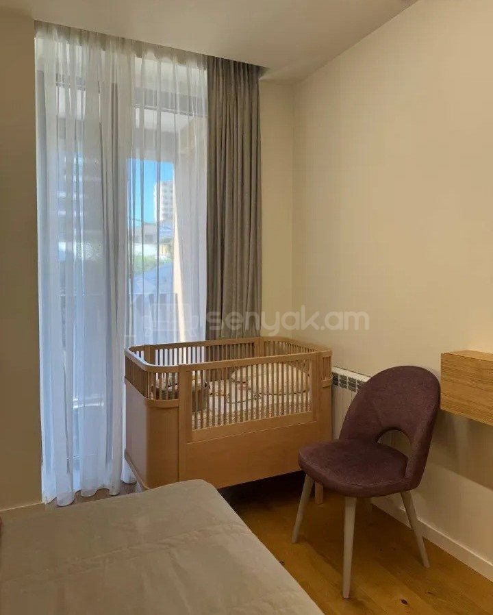 3 Սենյականոց Բնակարան Նորակառույցում, 85քմ, 3/7 հարկ, Դիզայներական Վերանորոգված