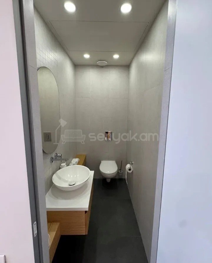 3 Սենյականոց Բնակարան Նորակառույցում, 85քմ, 3/7 հարկ, Դիզայներական Վերանորոգված