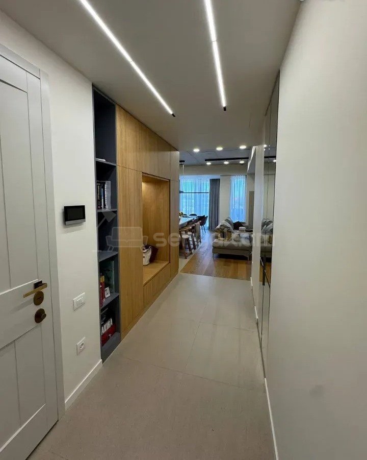 3 Սենյականոց Բնակարան Նորակառույցում, 85քմ, 3/7 հարկ, Կապիտալ Վերանորոգված