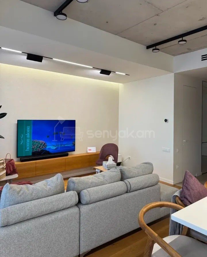 3 Սենյականոց Բնակարան Նորակառույցում, 85քմ, 3/7 հարկ, Կապիտալ Վերանորոգված