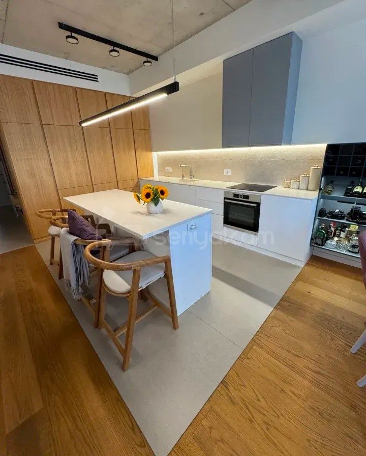 3 Սենյականոց Բնակարան Նորակառույցում, 85քմ, 3/7 հարկ, Կապիտալ Վերանորոգված