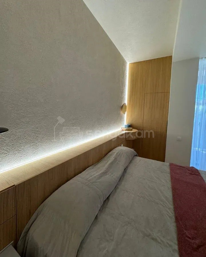 3 Սենյականոց Բնակարան Նորակառույցում, 85քմ, 3/7 հարկ, Կապիտալ Վերանորոգված