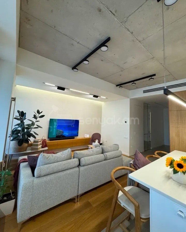 3 Սենյականոց Բնակարան Նորակառույցում, 85քմ, 3/7 հարկ, Կապիտալ Վերանորոգված