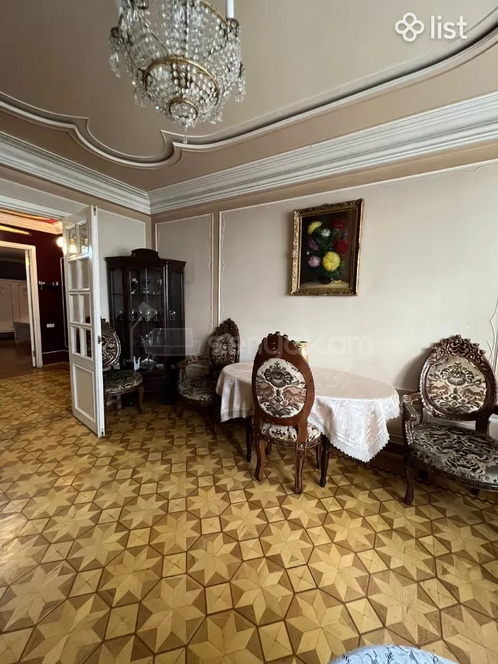 2 Սենյականոց Բնակարան Քարե Շենքում, 75քմ, 6/7 հարկ, Նորմալ Վիճակում