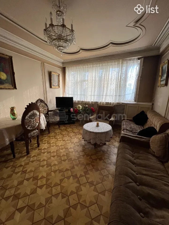 2 Սենյականոց Բնակարան Քարե Շենքում, 75քմ, 6/7 հարկ, Նորմալ Վիճակում