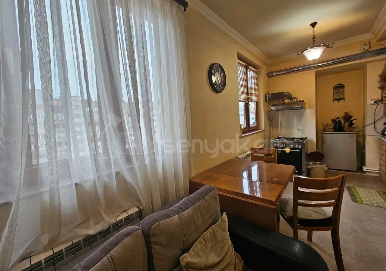 3 Սենյականոց Բնակարան, 66քմ, 7/11 հարկ, Նորմալ Վիճակում