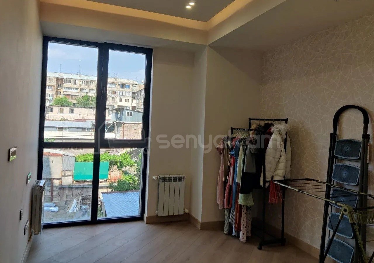 4 Սենյականոց Բնակարան Նորակառույցում, 120քմ, 4/14 հարկ, Դիզայներական Վերանորոգված