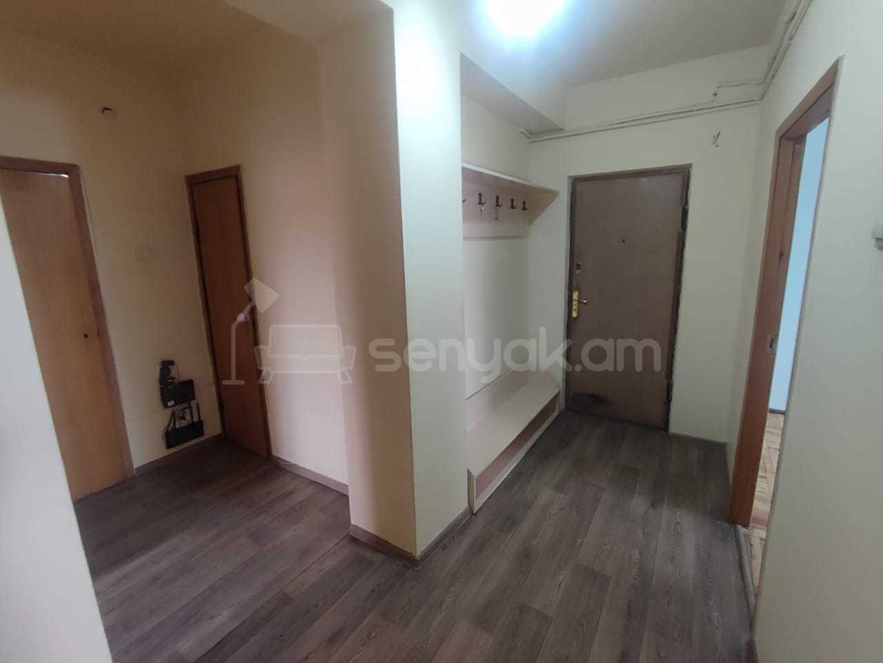 3 Սենյականոց Բնակարան, 80քմ, 4/9 հարկ, Նորմալ Վիճակում
